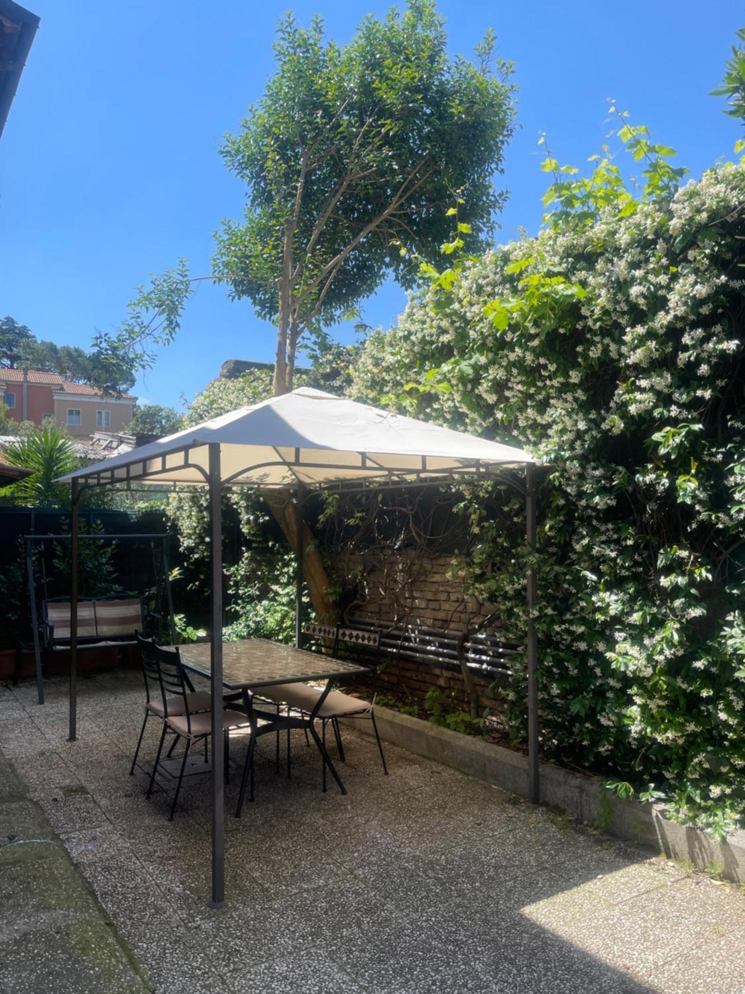 Appia Park Apartament 10 Min Dal Colosseo 로마 외부 사진